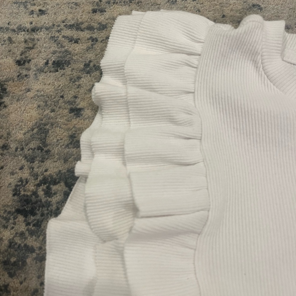Zara White Ruffle Top - Picture 4 of 4